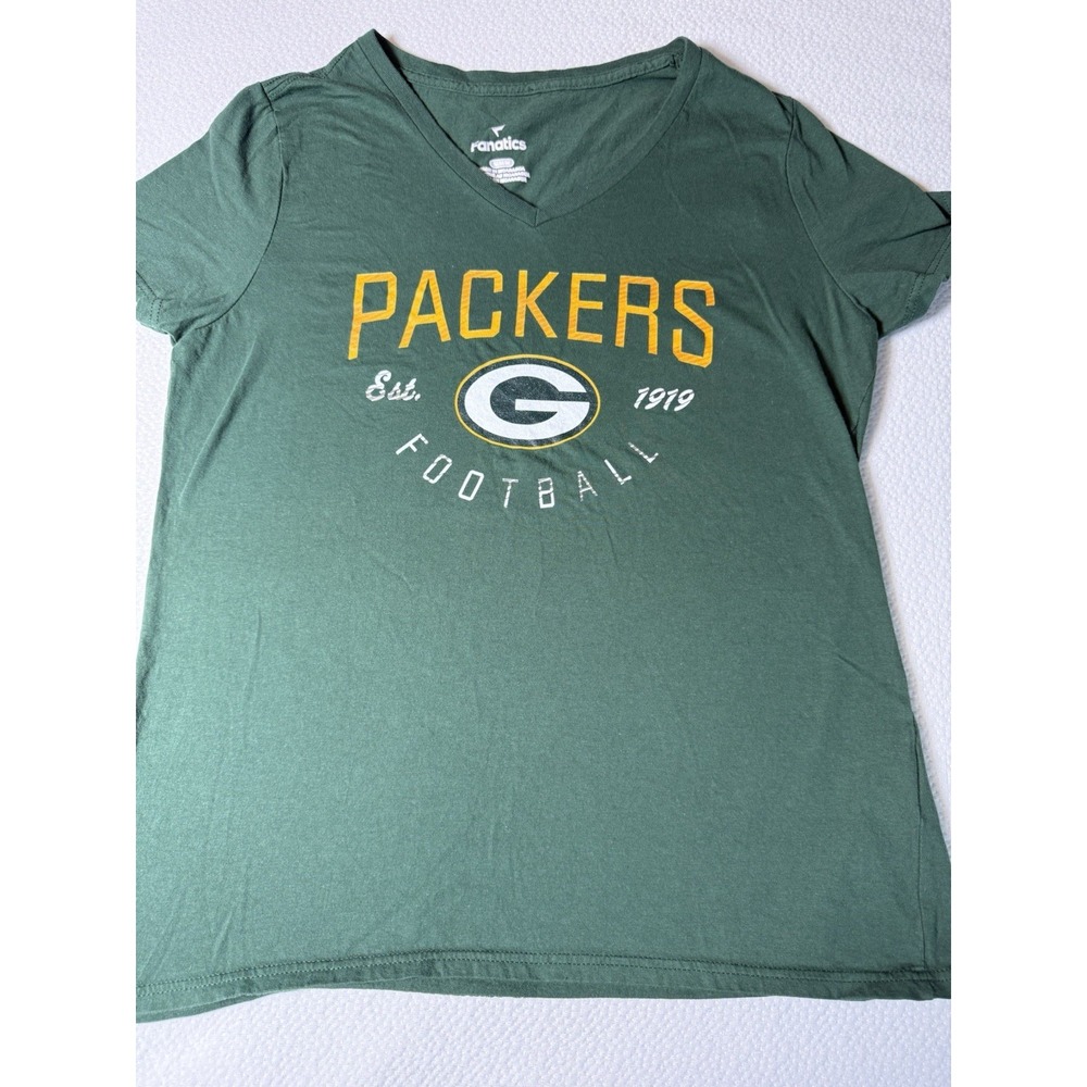 Fanatics Green Bay Packers NFL T-Shirt Size M Women's Green‎ V-Neck Football Tee